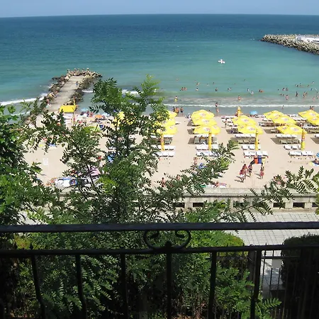 V3 Гостевой дом Эфорие Норд